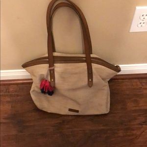 Fossil tote